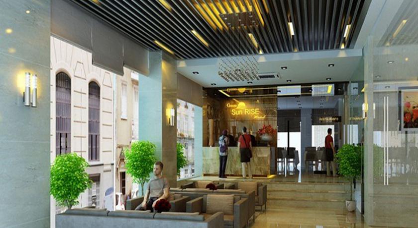 Khách sạn Grand Sunrise